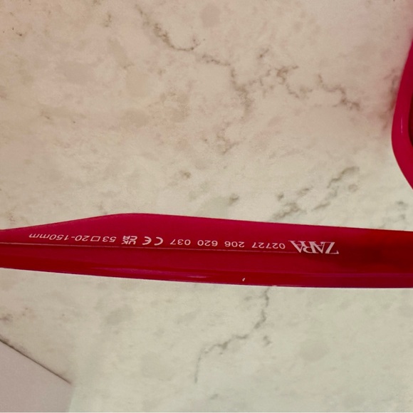 Zara X Barbie Sunglasses - Picture 14 of 14